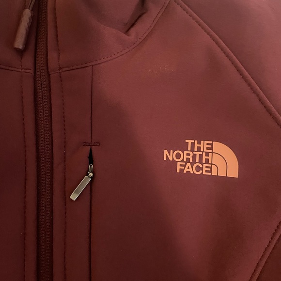 The north face women’s apex bionic jacket size small maroon/plum - Picture 3 of 9